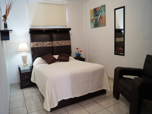 Habitaci&oacute,n Sencilla